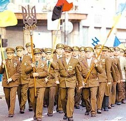 zhidki-stul-fashizma-1.jpg